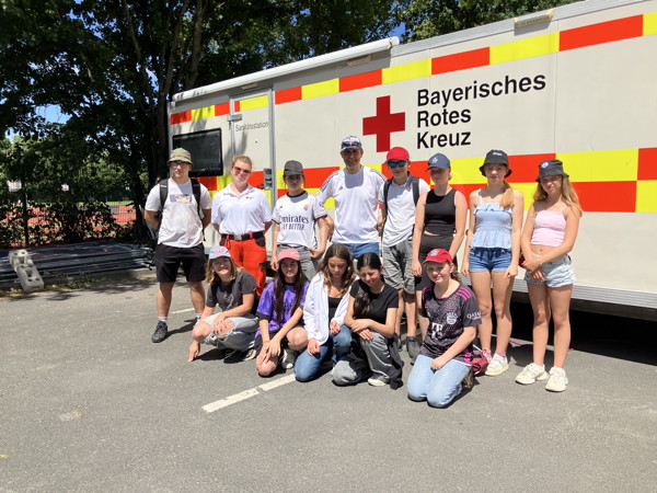 2025-07-12 Schulsanis-Volksfestbesuch-05
